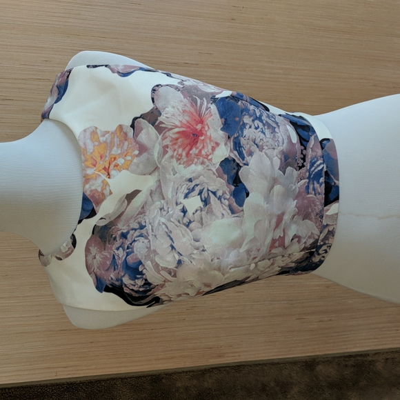 New! FINDERS KEEPERS 2-Piece Adorable Top & Skirt - Picture 6 of 13